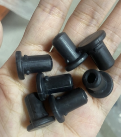 4 pcs of PAC rubber plug